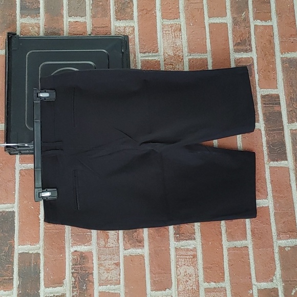 Soho Apparel Burmada Shorts Size 6 - Picture 2 of 5